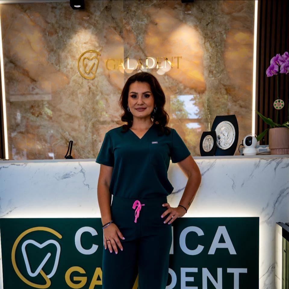 Dr. Alexandra Luiza-Galan - Fondator Galadent