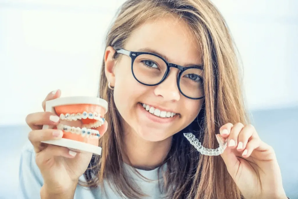 Gutiere Transparente (Clear Aligners) pentru Copii: Ortodonție Modernă în Râmnicu Vâlcea